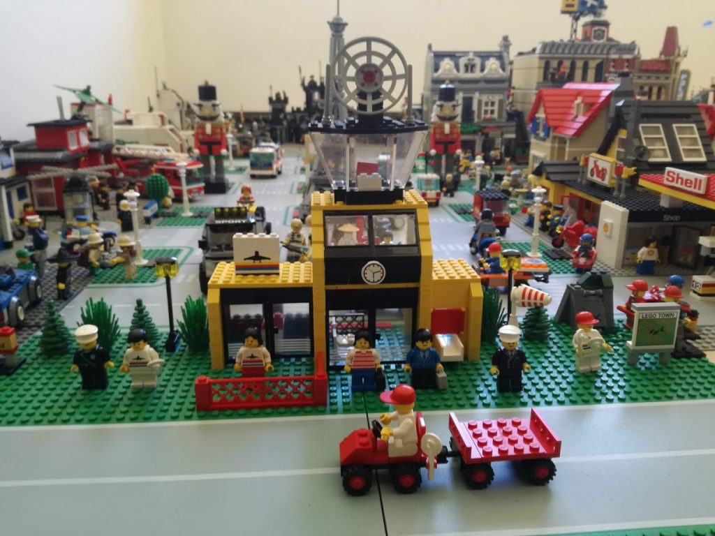 Lego piloto de avion deals