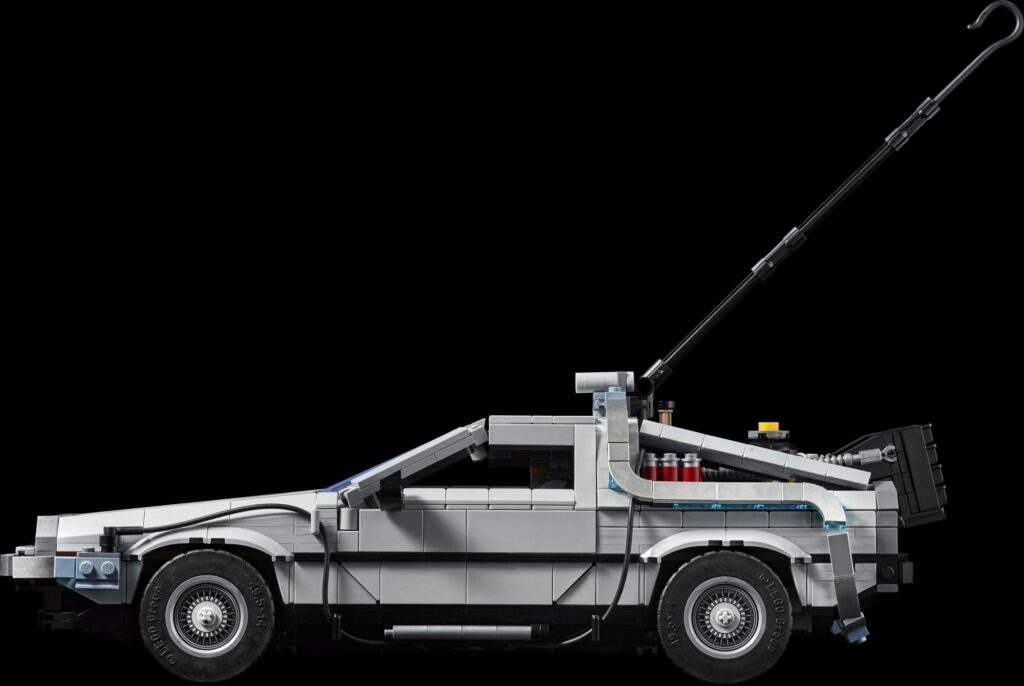 Bricks in Bits LEGO review revision anuncio Back to the Future DeLorean Creator Expert 10300 Outatime 90 aniversario Doc Brown Marty McFly