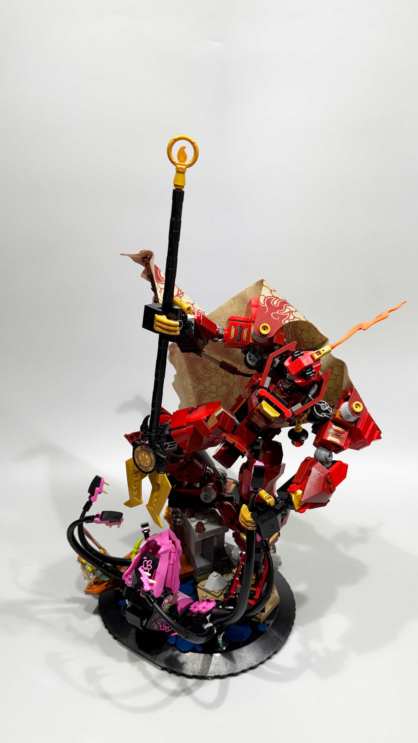 Ninjago Legends: Revisión del mecha nocturno de fuego