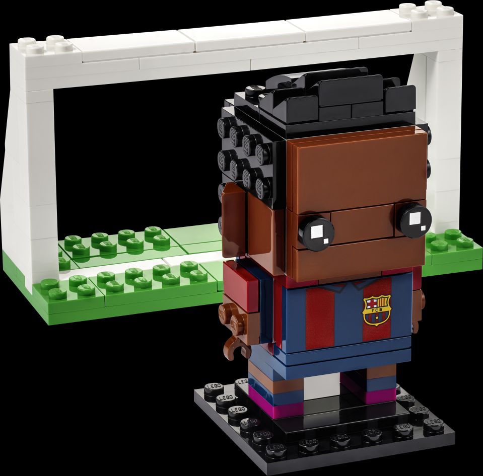 Bricks in Bits LEGO CON 2022 review revision reveal new sets Marvel Star Wars Castle Space Dots Minecraft 90