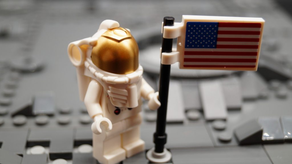 Bricks in Bits LEGO review set Módulo Lunar (10266) 10266 Apollo 11 Lunar module space lunar landing viajes al espacio Neil Armostrong