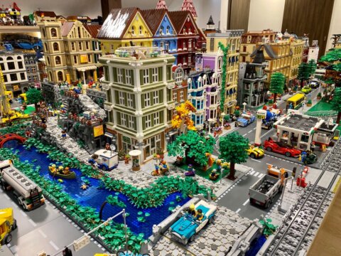 Gabor Kovacs y su hermosa ciudad LEGO