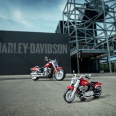 BORN TO BE WILD: Anuncio Harley_davidson set 10269