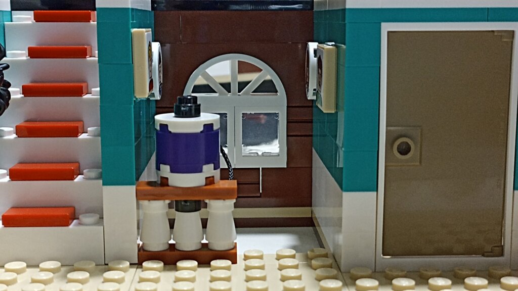 Bricks in Bits LEGO Ideas review revision mi pobre angelito home alone Kevin McCallister 21330 Buzz Harry Marv