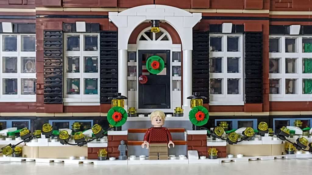 Bricks in Bits LEGO Ideas review revision mi pobre angelito home alone Kevin McCallister 21330 Buzz Harry Marv