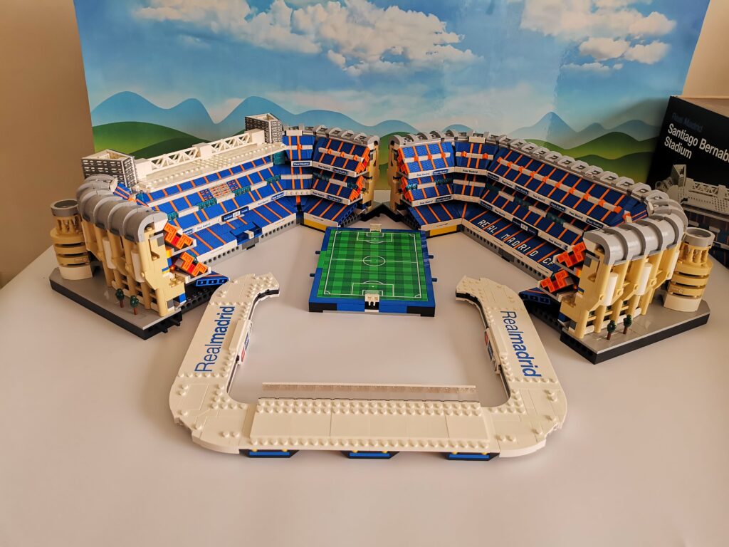 Bricks in Bits LEGO review revision Estadio Santiago Bernabéu Creator Expert Sports 10299 Real Madrid 90 aniversario