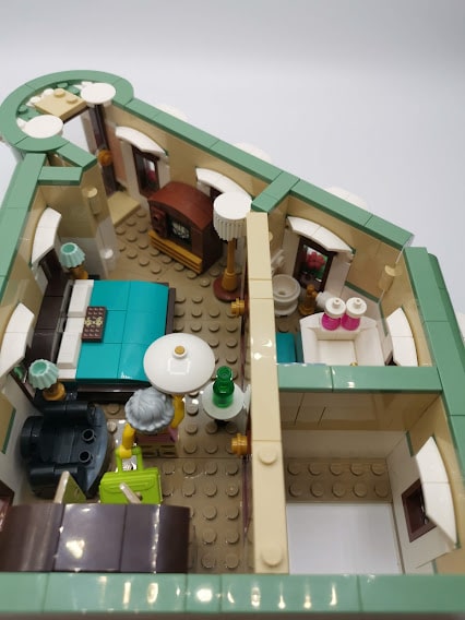 Bricks in Bits LEGO review revision Boutique Hotel 10297 modular building series 90 aniversario set valoracion