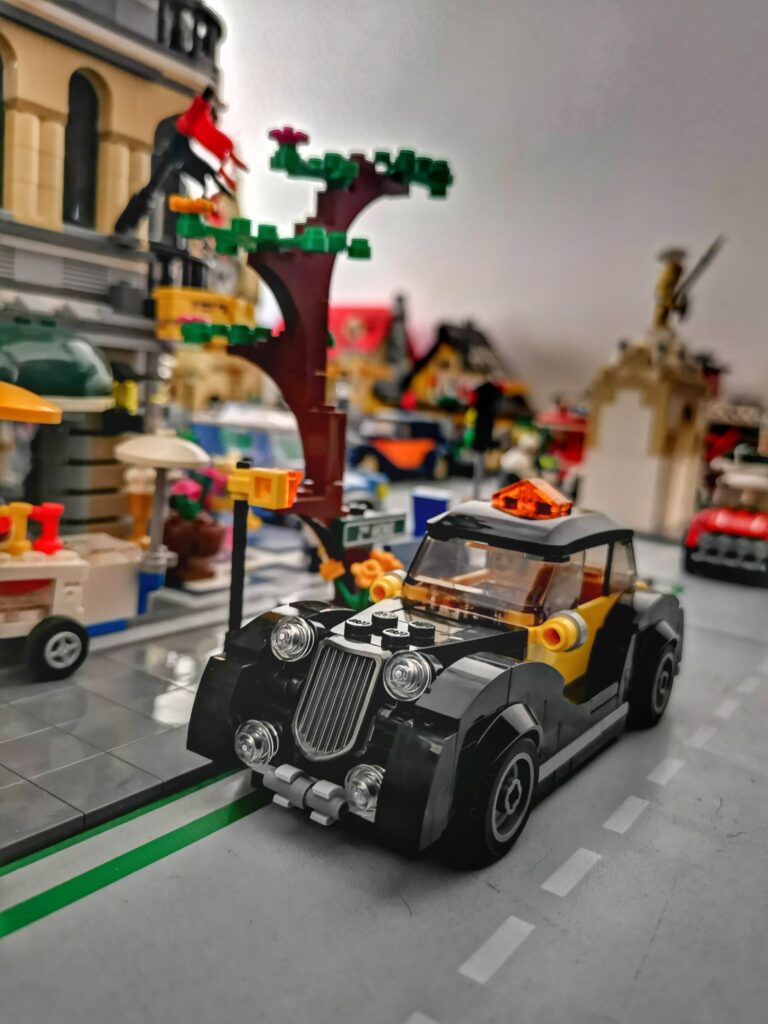 Bricks in Bits LEGO review revision Vintage Taxi 40532 GWP Gift With Purchase regalo con compra 90 aniversario