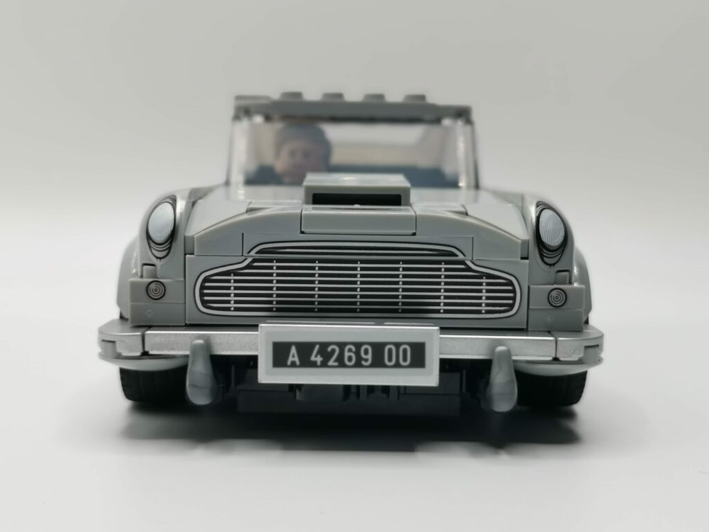 Bricks in Bits LEGO review revision set 007 Aston Martin DB5 76911 speed champions James Bond 90 aniversario