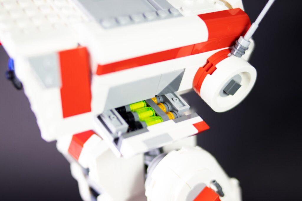 Bricks in Bits LEGO review recision set BD-1 Star Wars Jedi Fallen Order medical droid UCS Cal Vestís Guerra de las Galaxias