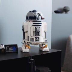 R2-D2