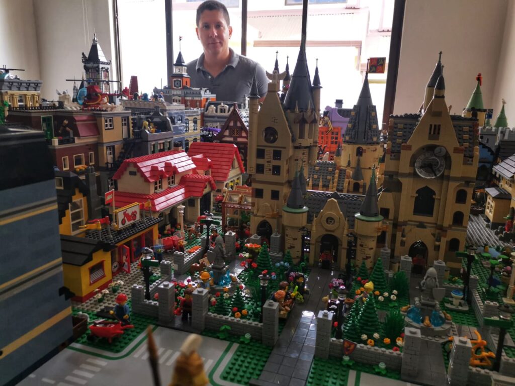 Bricks in Bits LEGO review Feliz AniBiBsario aniversario 2021 review set Equipo BiB feliz fajita friday BiBdeas Maquina del tiempo Thor