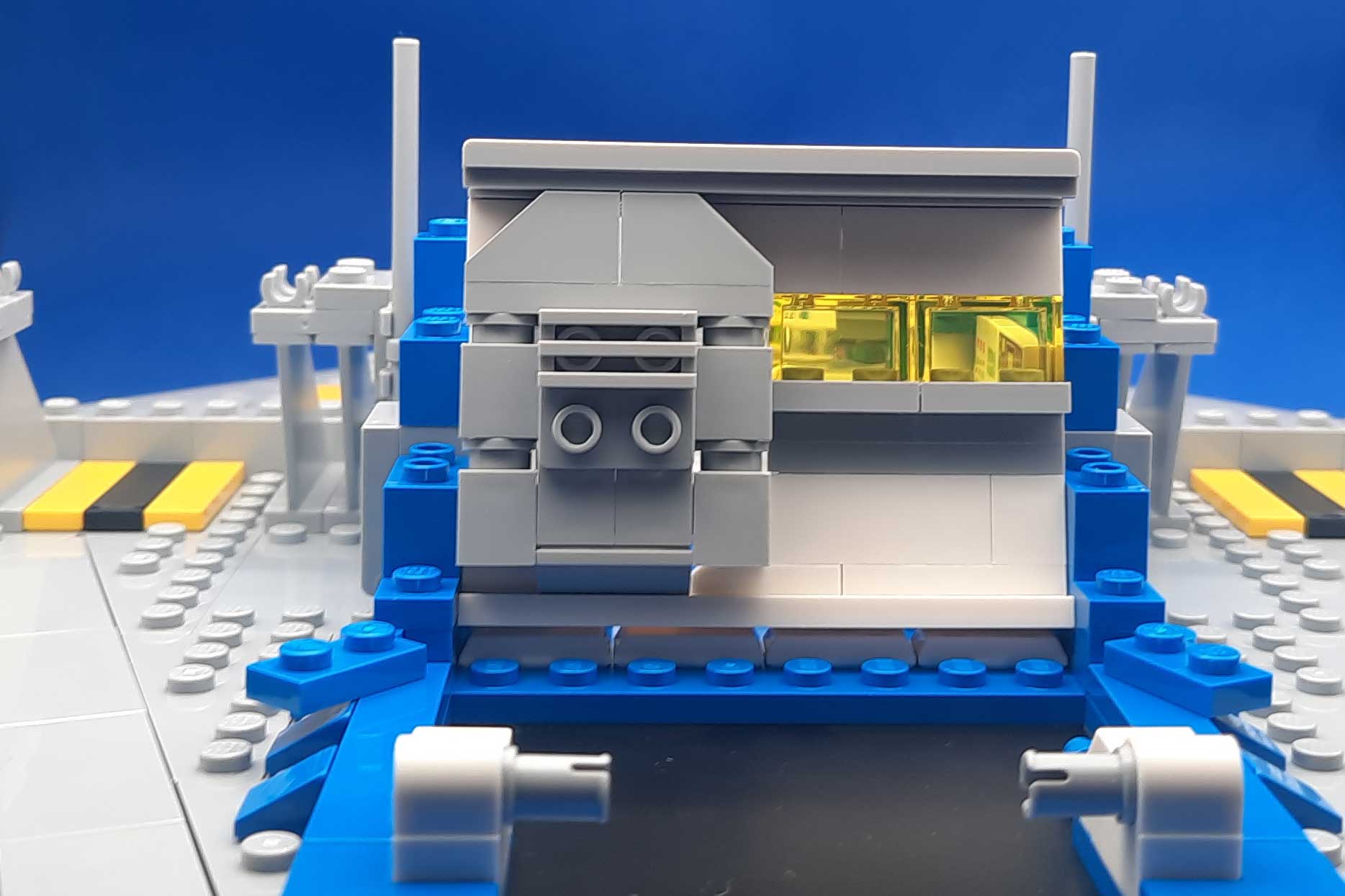 Bricks in Bits LEGO review revision set Galaxy Explorer Space Classic 10497 497 90 aniversario rover exploration