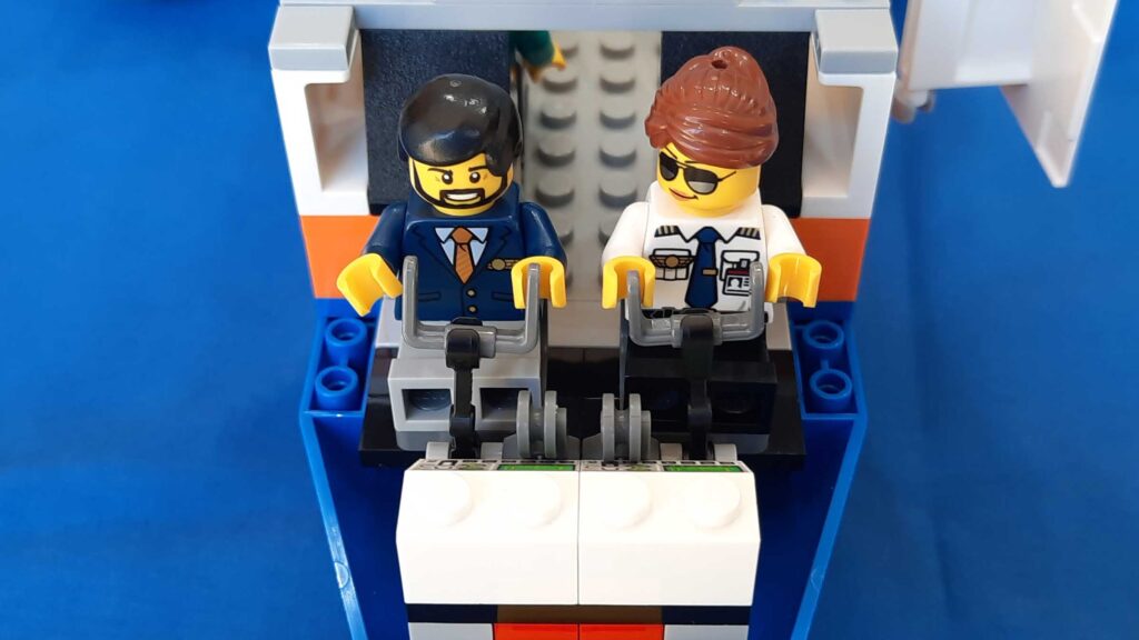 Bricks in Bits LEGO review revision set avion de pasajeros passenger airplane 60262 city RLFM aeropuerto vacaciones