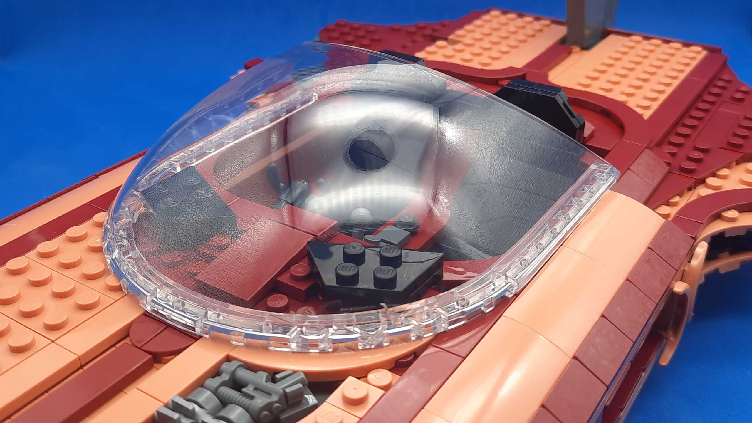 Bricks in Bits LEGO review revision UCS Landspeeder X-34 Luke Skywalker C3PO Star Wars Tatooine 90 aniversario