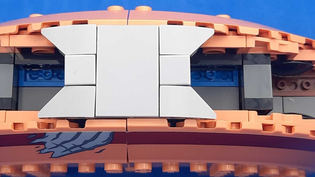 Bricks in Bits LEGO review revision UCS Landspeeder X-34 Luke Skywalker C3PO Star Wars Tatooine 90 aniversario