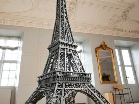 Torre Eiffel 10307, un nuevo GRAN anuncio de LEGO