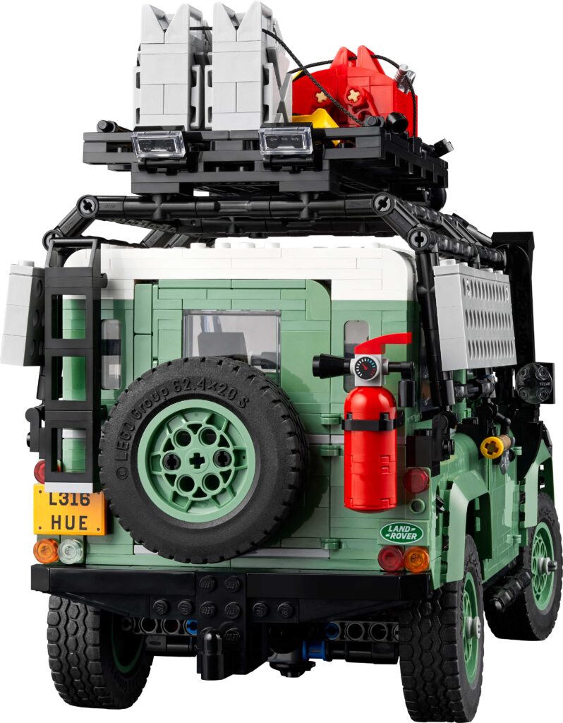 Bricks in Bits LEGO Icons Land Rover Classic Defender 90 10317 RLFM reveal anuncio set noticia aventura adventure