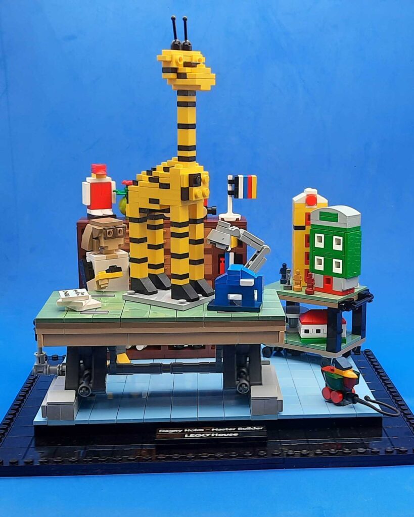 Bricks in Bits LEGO review revision Dagny Holm - Master Builder LEGOLAND 40503 mainland scale pato de madera wooden duck