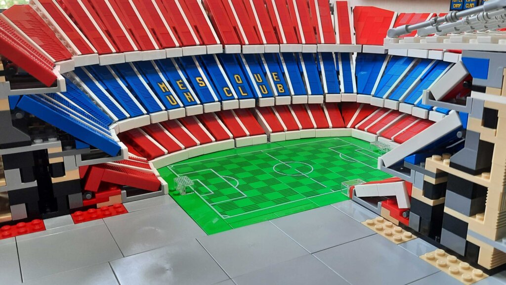 Bricks in Bits LEGO Review Barcelona Mes que un club Barça set Camp Nou (10284) Estadio Stadium Cataluña Messi PSG Juventus Manchester United Old Trafford