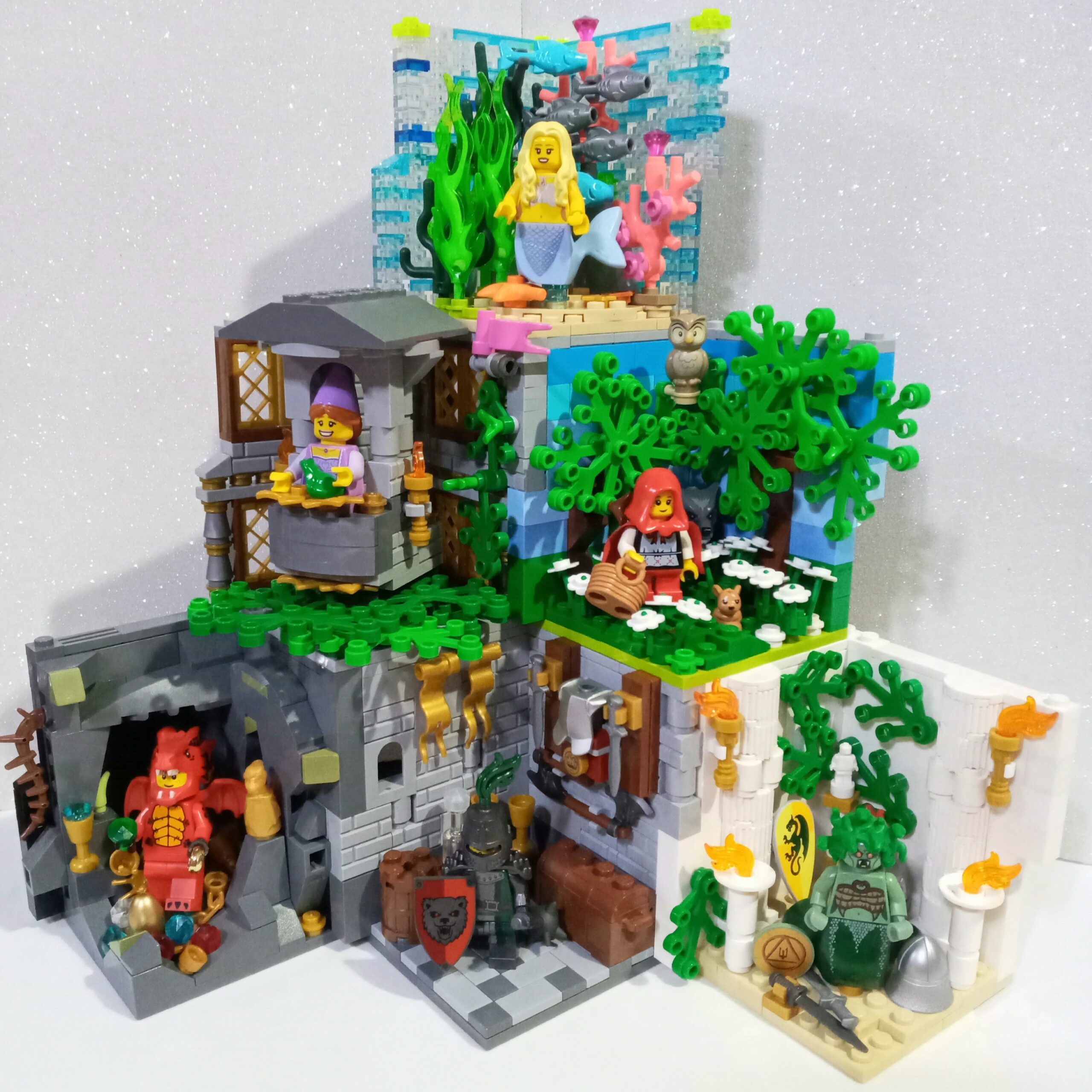 Bricks in Bits LEGO monohabitats de cuentos y mitología Dorothy Ariel Triton Caballero Medusa Rapunzel Minotauro Caperucita Dragon