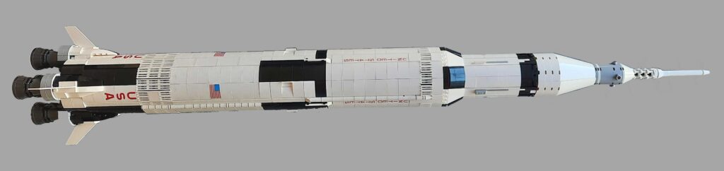 Bricks in Bits LEGO review revision set NASA Apollo Saturno V 92176 LEGO Ideas modulo lunar space exploration 